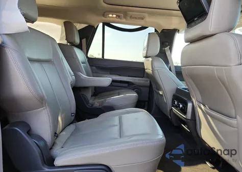 2021 Ford Expedition Max Xlt z USA, uszkodzony, nr VIN 1FMJK1HT5MEA31963